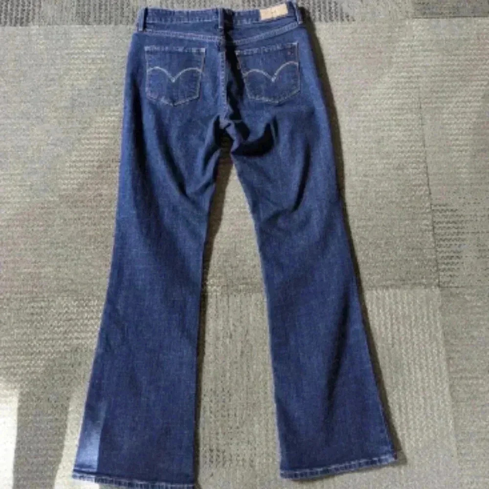 LEVI'S Demi Curve Classic Boot Cut Jeans Women's size 6M - Picture 5 of 5